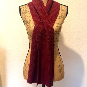 Coach Scarf in wine red, warm wool blend